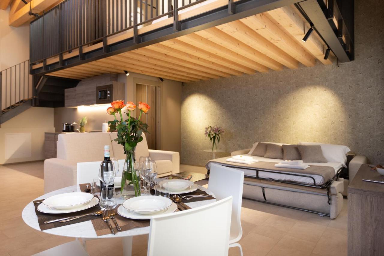 Residence 8 Loft Venesia Bagian luar foto