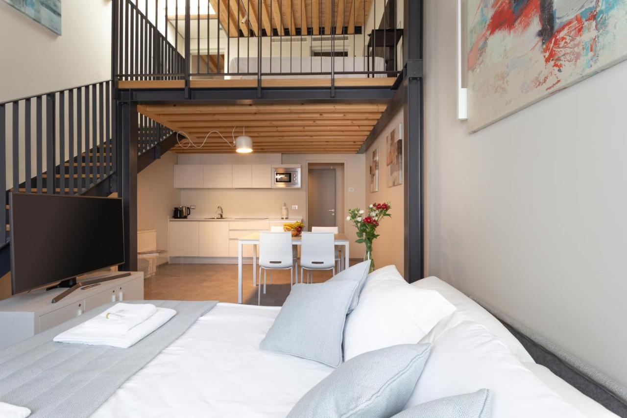 Residence 8 Loft Venesia Bagian luar foto