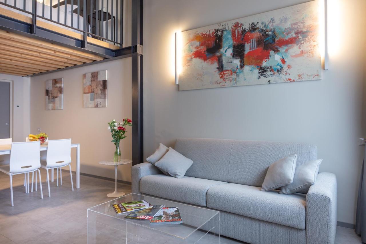 Residence 8 Loft Venesia Bagian luar foto