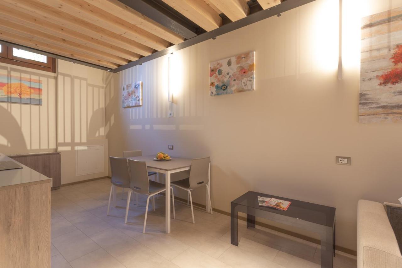 Residence 8 Loft Venesia Bagian luar foto